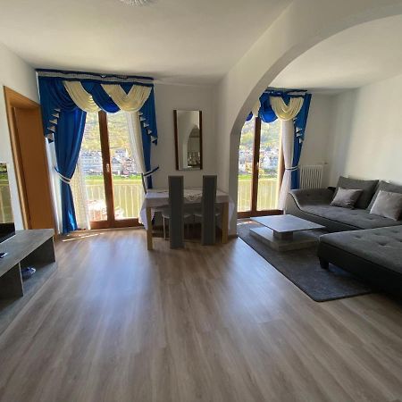 Holiday Apartment Mit Moselblick Im Moselhaus Cochem Bagian luar foto