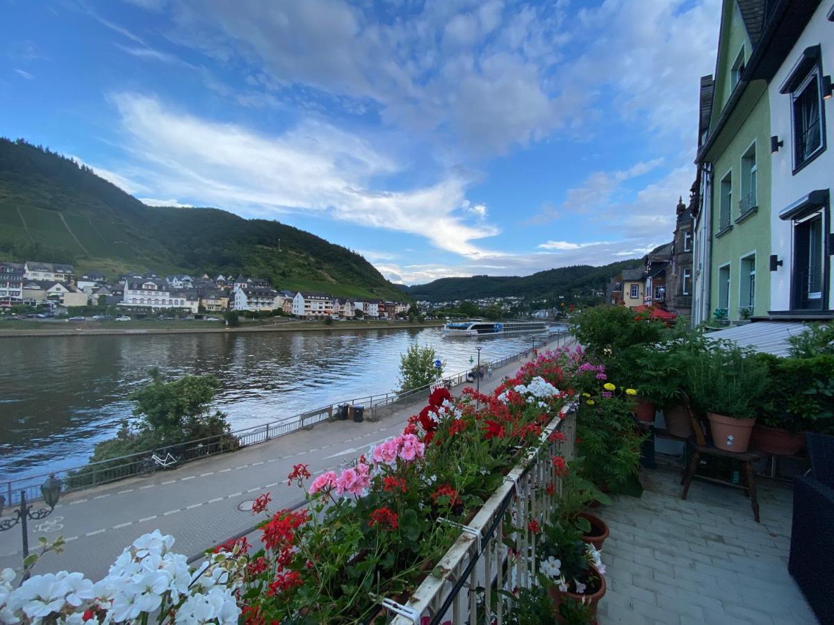 Holiday Apartment Mit Moselblick Im Moselhaus Cochem Bagian luar foto