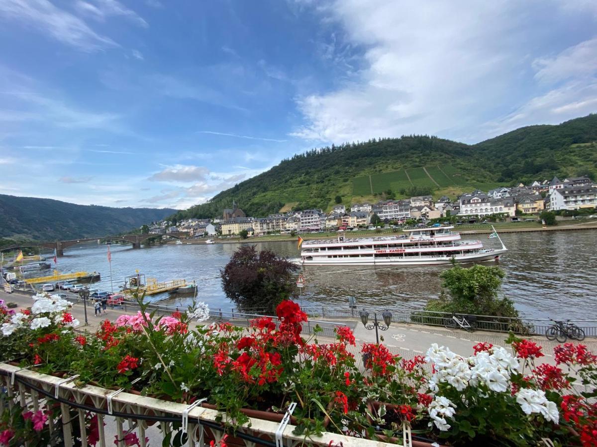 Holiday Apartment Mit Moselblick Im Moselhaus Cochem Bagian luar foto