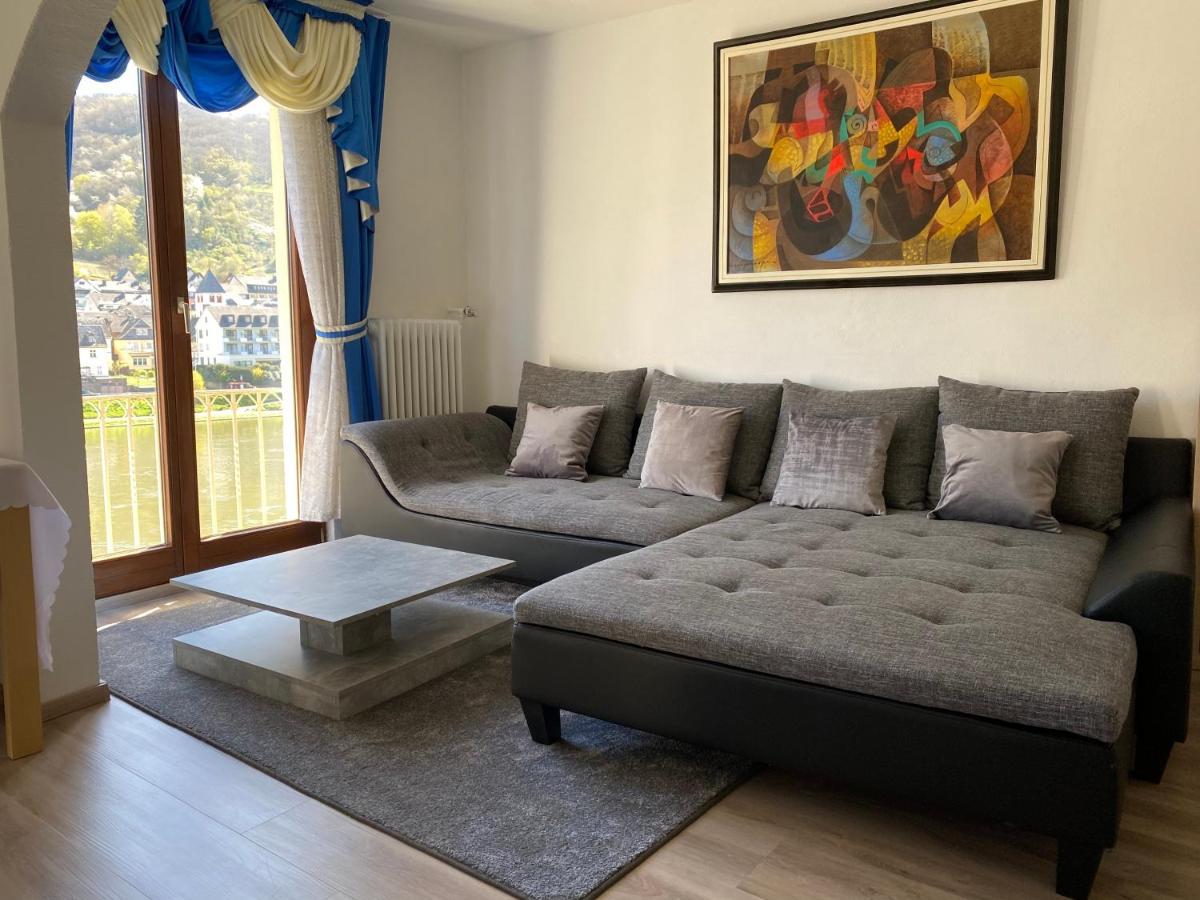 Holiday Apartment Mit Moselblick Im Moselhaus Cochem Bagian luar foto