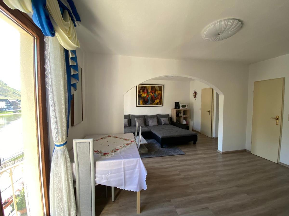 Holiday Apartment Mit Moselblick Im Moselhaus Cochem Bagian luar foto